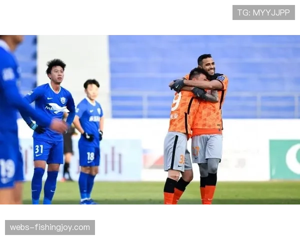 沧州雄狮签下自由身球员、前国脚赵宏略，补强后防线