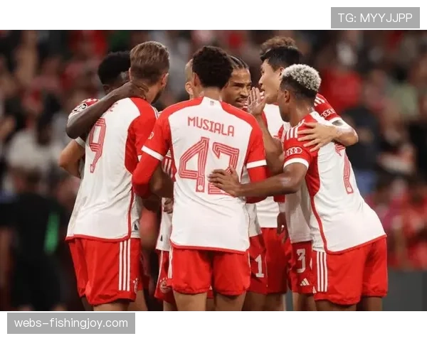 德甲第29轮综述：拜仁领跑优势扩大，欧冠资格争夺白热化